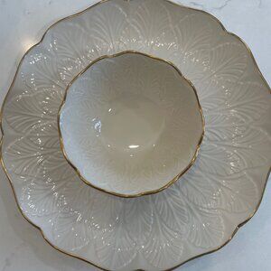LENOX GREENFIELD DIP & CHIP PLATTER PLATE & ATTACHED BOWL